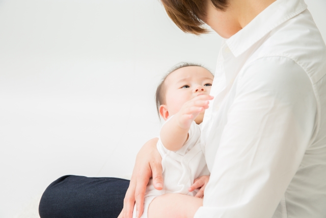 【混合育児】産後母乳が出ないときにするべき対策と母乳ケアまとめ【実録